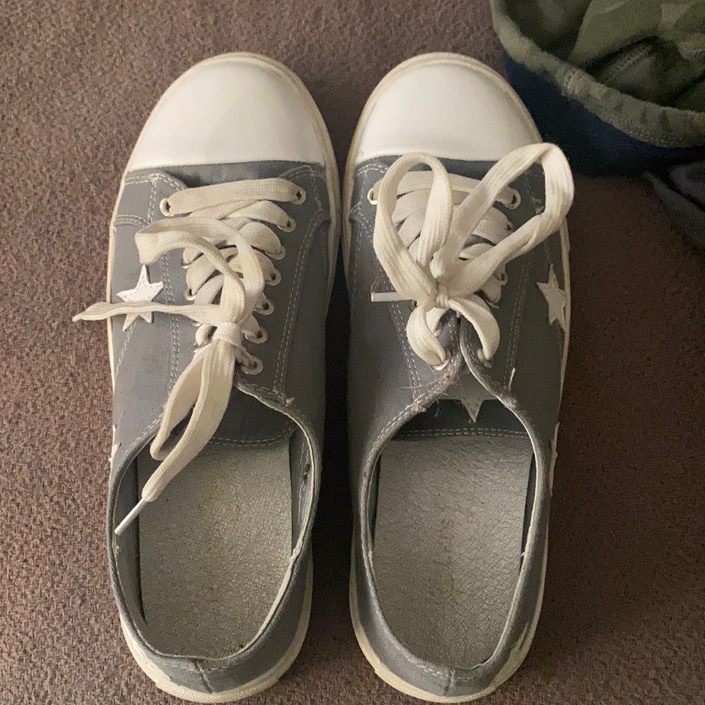 Gray and white star sneakers